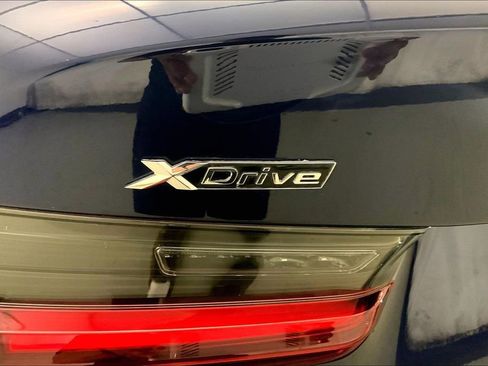 Certified 2023 BMW 330e xDrive w/ M Sport Package AWD/4WD image 7
