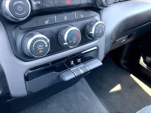 Used 2023 RAM 1500 Lone Star RWD image 35