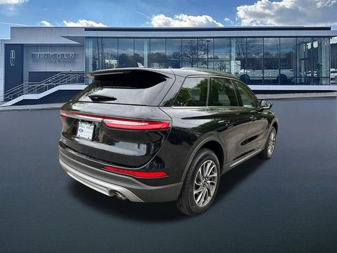 Certified 2022 Lincoln Corsair FWD image 8
