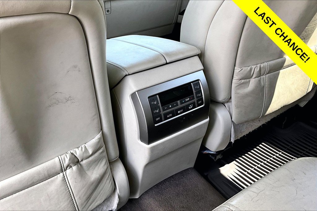 Used 2016 Lexus GX 460 w/ Premium Package AWD/4WD image 33