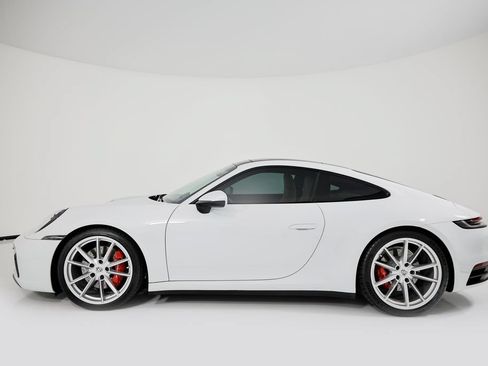 Certified 2020 Porsche 911 Carrera 4S AWD/4WD image 2