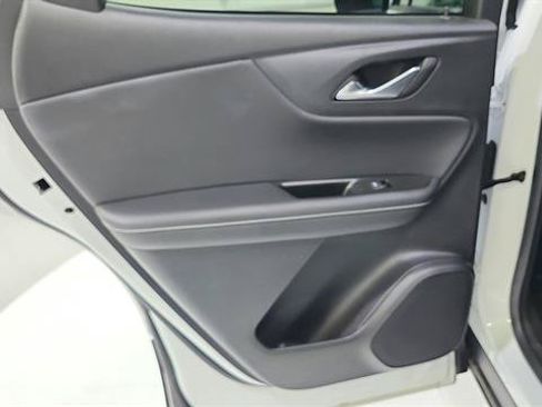 Used 2025 Chevrolet Blazer LT FWD image 21