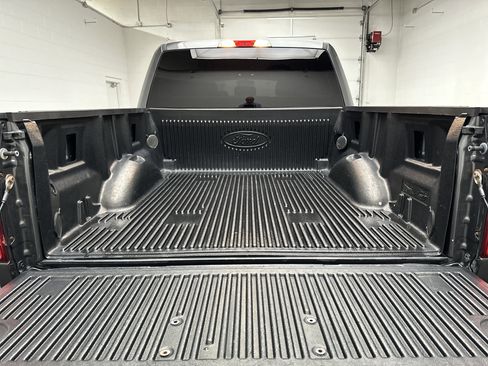 Used 2019 Ford F150 XLT w/ XTR Package AWD/4WD image 16