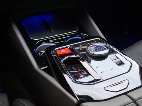 Used 2025 BMW M5 w/ Carbon Package image 21