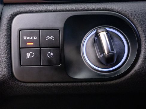 Certified 2023 Porsche Cayenne AWD/4WD image 20