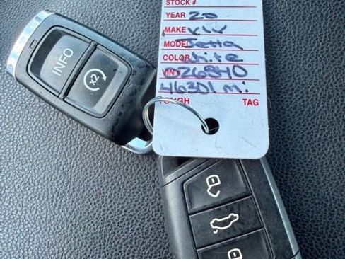 Used 2020 Volkswagen Jetta GLI FWD image 43