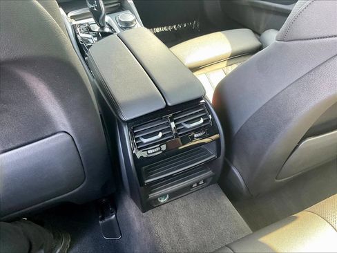 Used 2023 BMW 540i xDrive w/ M Sport Package AWD/4WD image 10