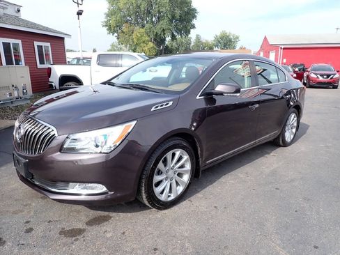Used 2014 Buick LaCrosse Leather FWD image 3