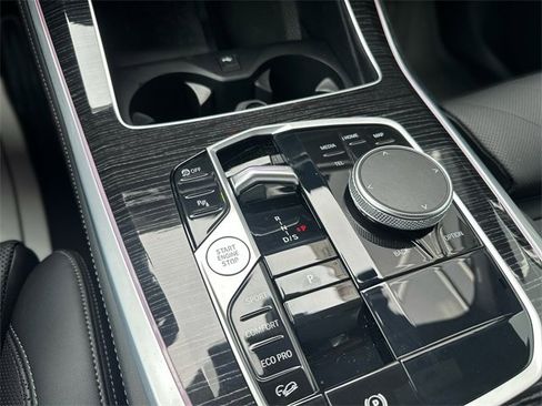 Used 2026 BMW X5 xDrive40i w/ M Sport Package image 21