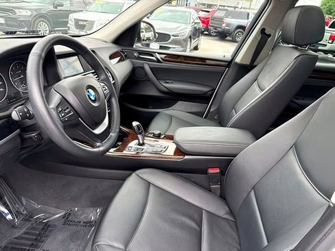 Used 2017 BMW X3 xDrive28i AWD/4WD image 16
