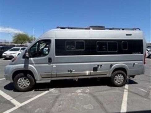 Used 2019 RAM ProMaster 3500 w/ Premium Appearance Group FWD image 3