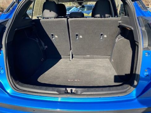 Used 2021 Nissan Kicks SV image 25