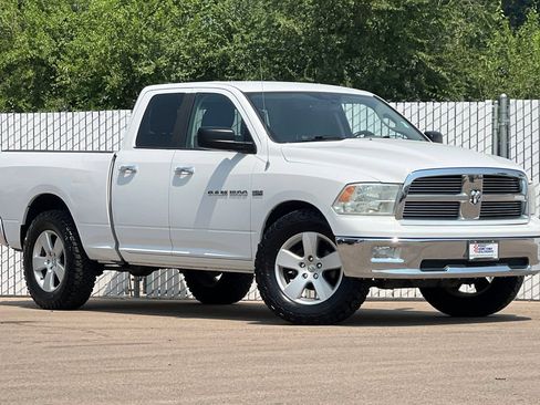Used 2011 RAM 1500 Big Horn AWD/4WD image 2