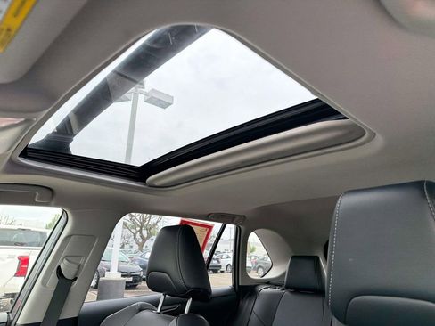 Certified 2022 Toyota RAV4 XLE Premium image 11