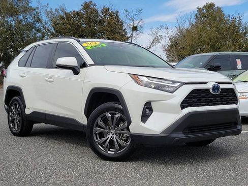 Used 2022 Toyota RAV4 XLE Premium image 36