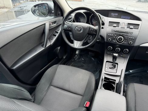 Used 2013 MAZDA MAZDA3 i Touring FWD image 18