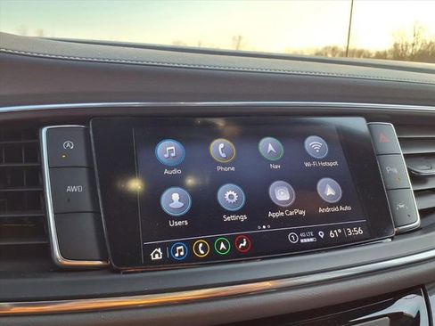 Used 2024 Buick Enclave Premium image 67