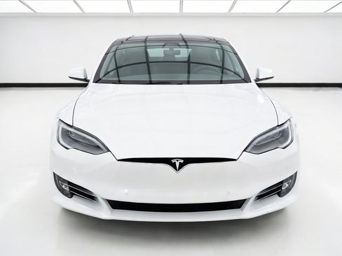 Used 2021 Tesla Model S Long Range AWD/4WD image 2