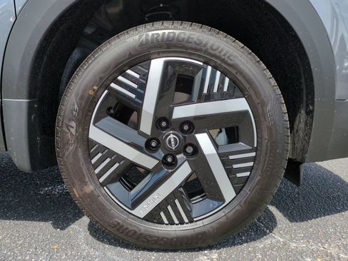 New 2026 Nissan Kicks SV FWD image 11