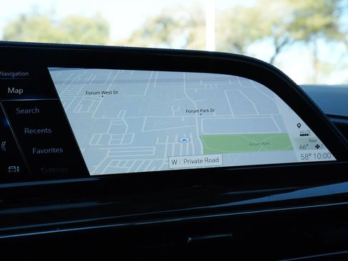 Used 2024 Cadillac Escalade Sport Platinum w/ LPO, ONYX Package image 12