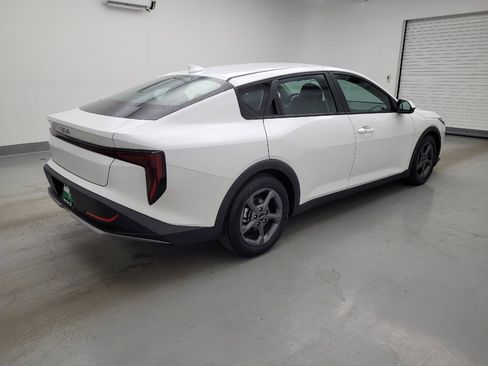 Used 2025 Kia K4 LXS FWD image 10