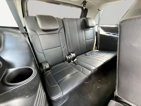 Used 2018 GMC Yukon SLT AWD/4WD image 26