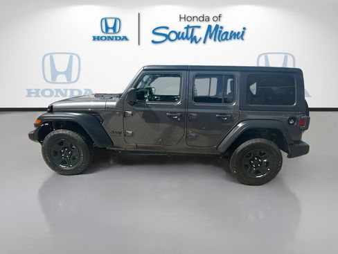Used 2025 Jeep Wrangler Unlimited Sport AWD/4WD image 4