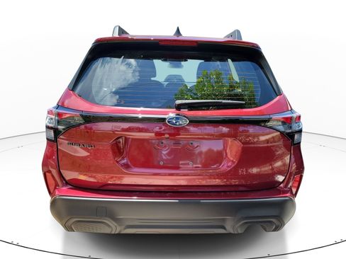 Certified 2025 Subaru Forester AWD/4WD image 5