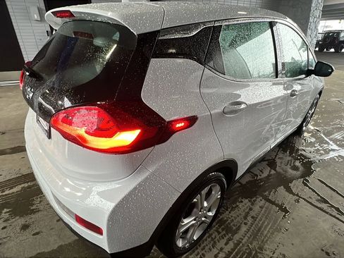Used 2020 Chevrolet Bolt LT image 8