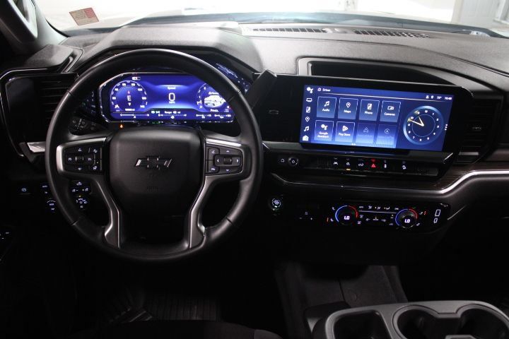Used 2024 Chevrolet Silverado 1500 RST w/ Z71 Off-Road Package AWD/4WD image 31