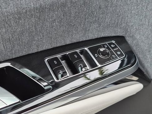 Certified 2026 Cadillac Escalade Platinum Luxury image 23