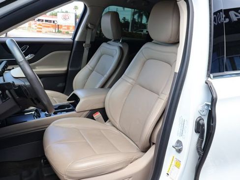 Used 2020 Lincoln Corsair FWD w/ Premium Package image 14