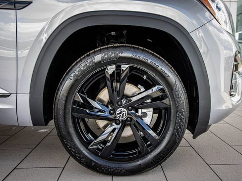New 2026 Volkswagen Atlas Cross Sport SEL R-Line AWD/4WD image 5