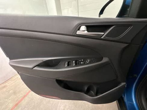 Used 2019 Hyundai Tucson SE w/ Cargo Package AWD/4WD image 15