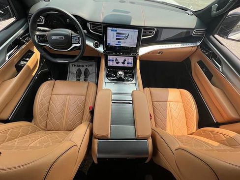 New 2023 Jeep Grand Wagoneer Series III image 18