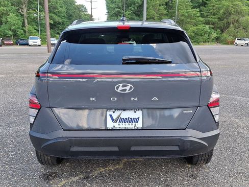 Certified 2024 Hyundai Kona SEL AWD/4WD image 28