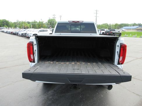 Used 2023 GMC Sierra 2500 AT4 w/ AT4 Premium Plus Package AWD/4WD image 8