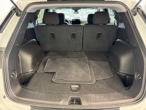Certified 2025 Chevrolet Blazer LT AWD/4WD image 33