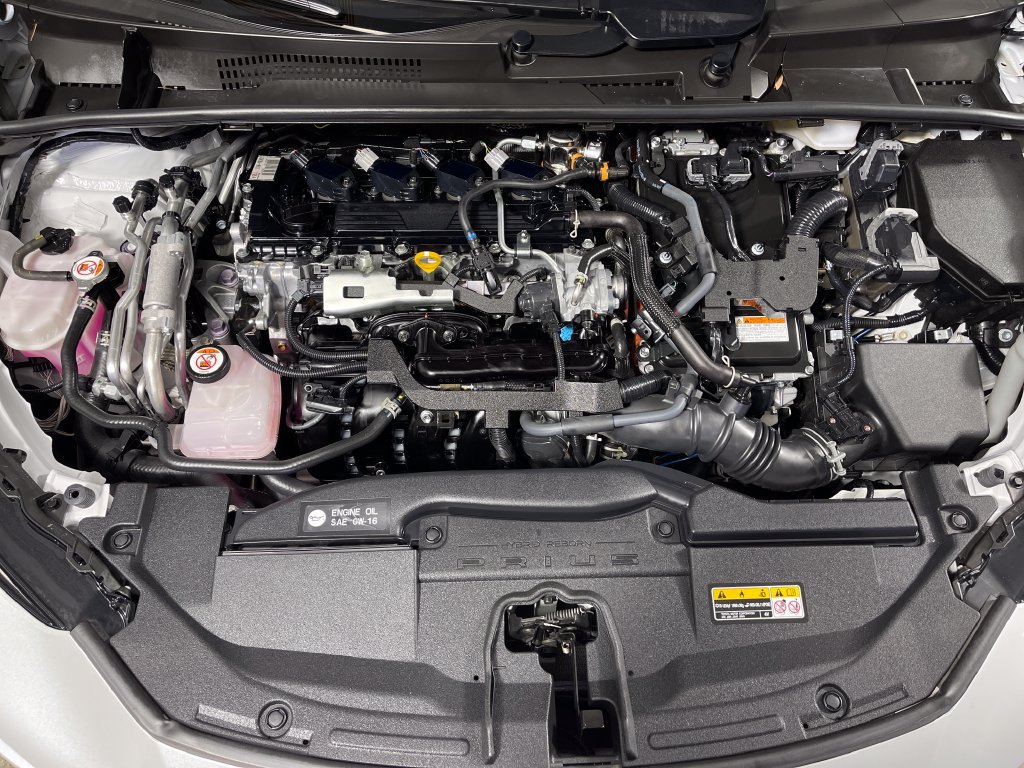 Certified 2023 Toyota Prius Prime FWD image 9