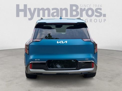 Used 2024 Kia EV9 GT-Line AWD/4WD image 4