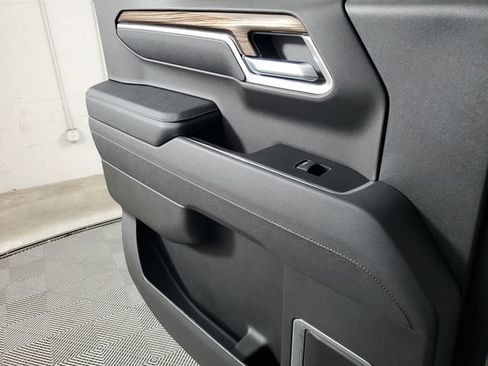 Used 2026 Chevrolet Silverado 1500 RST w/ RST Select Package AWD/4WD image 14