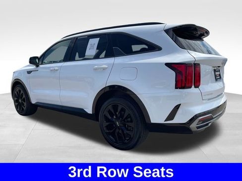 Used 2023 Kia Sorento SX FWD image 3