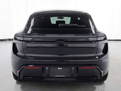 New 2025 Porsche Macan Turbo Electric image 7
