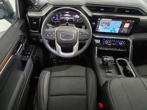 Used 2026 GMC Sierra 1500 Denali AWD/4WD image 12