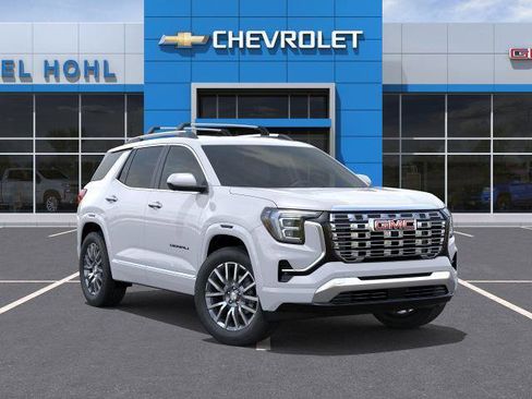 New 2026 GMC Terrain Denali w/ LPO, Black Badging Package image 7