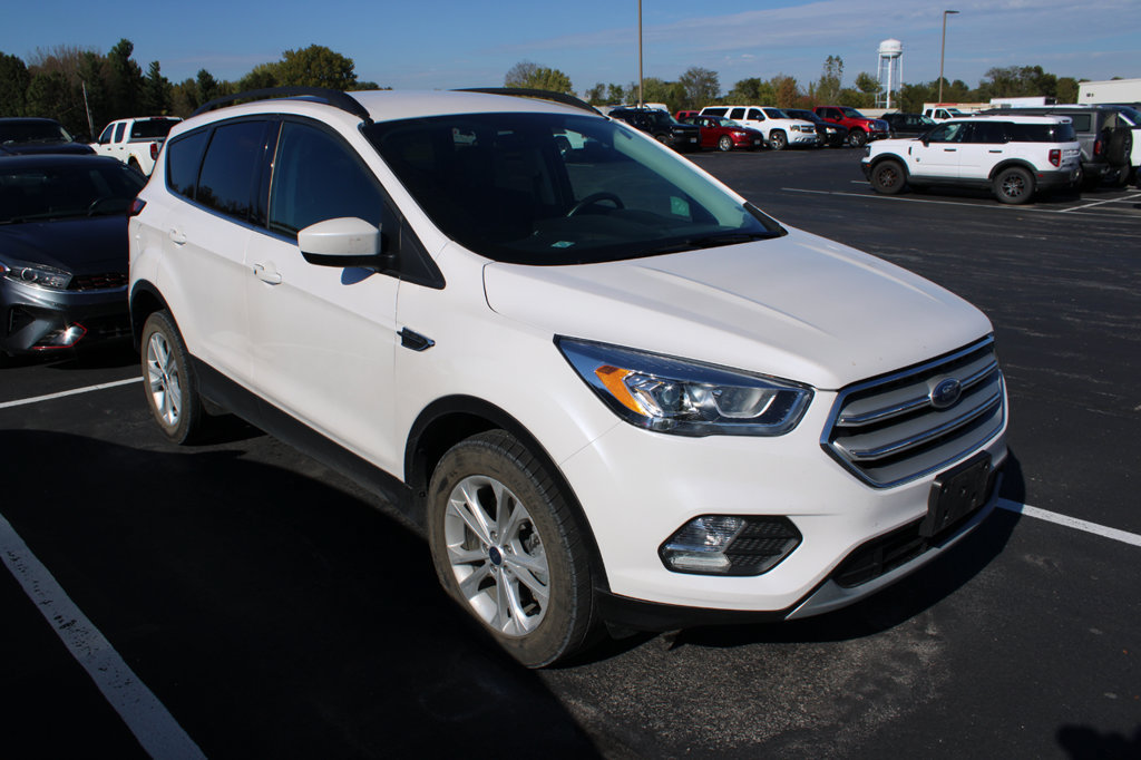 Used 2019 Ford Escape SEL AWD/4WD image 3