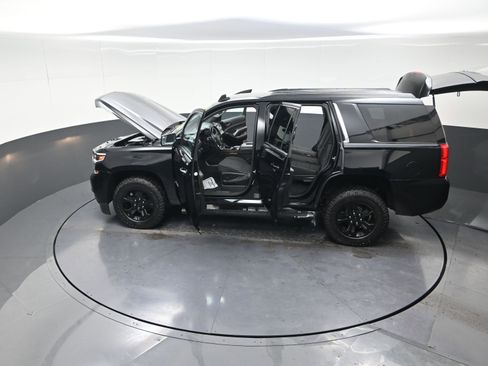 Used 2019 Chevrolet Tahoe LS w/ Enhanced Driver Alert Package image 15