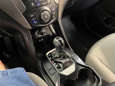 Used 2018 Hyundai Santa Fe Sport FWD image 29