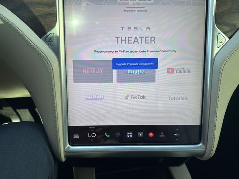 Used 2018 Tesla Model X 100D AWD/4WD image 21