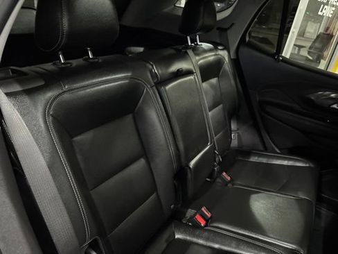 Used 2024 GMC Terrain SLT w/ Infotainment Package II AWD/4WD image 42